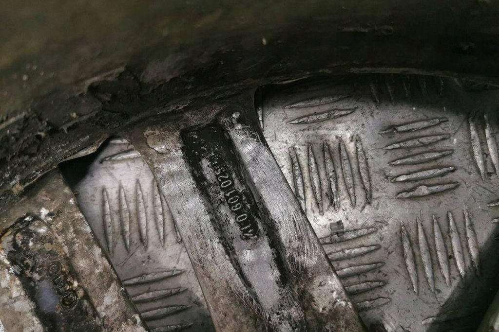 фото №8, Комплект диск audi q7 4l 4l0801025 3.6l бензиновый 2007