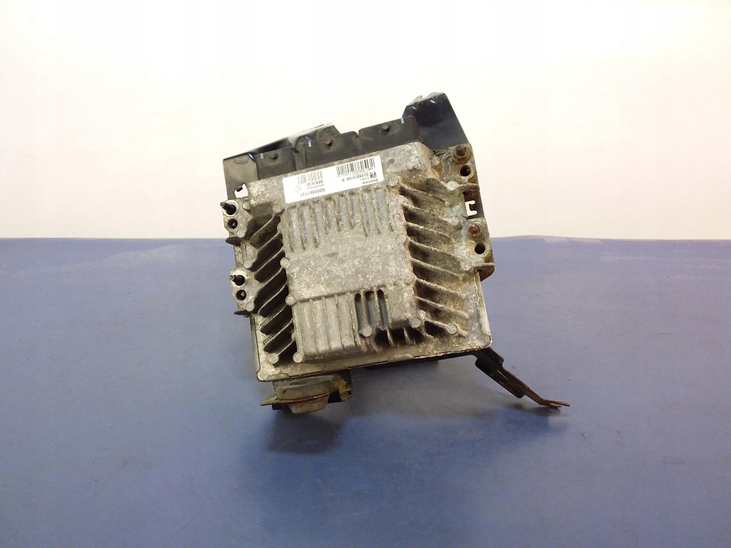 фото №1, Grand modus 1.5 dci блок управления бортовой компьютер 8200847131