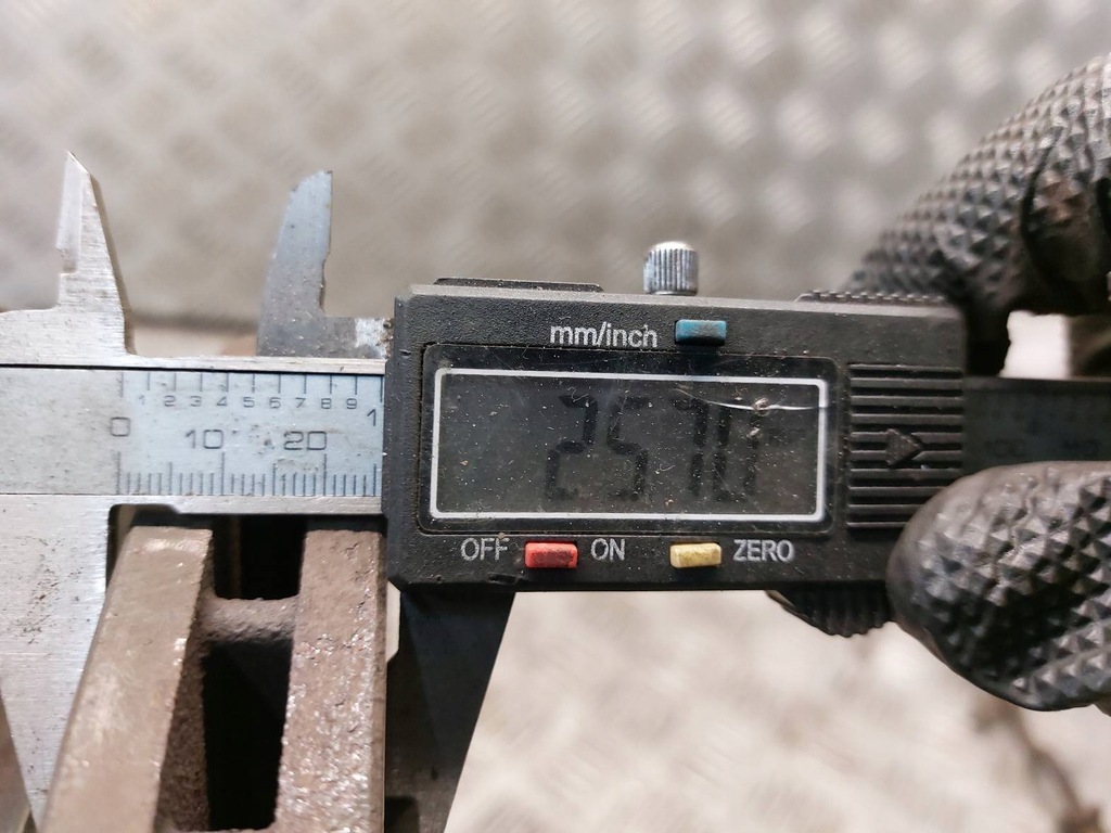 фото №14, Тормозные диски тормозные перед + суппорты kia cerato i 2.0 crdi bc140087 df6229