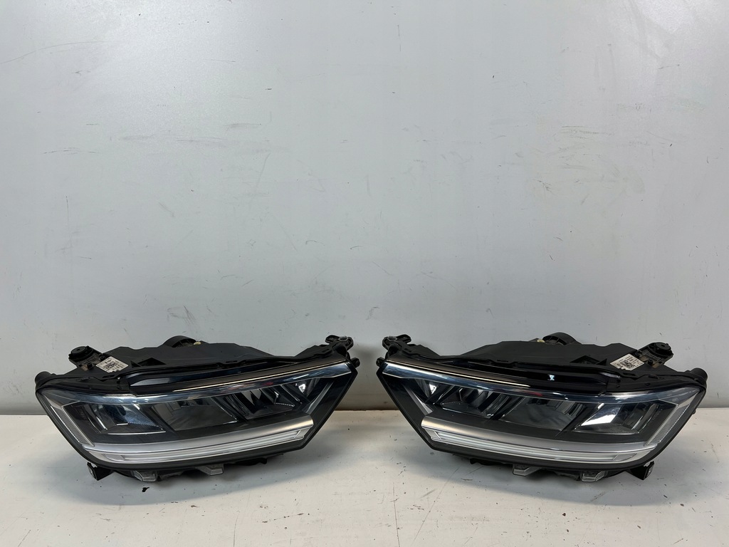 фото №1, Vw t-roc lift лампа левая правая передняя full led