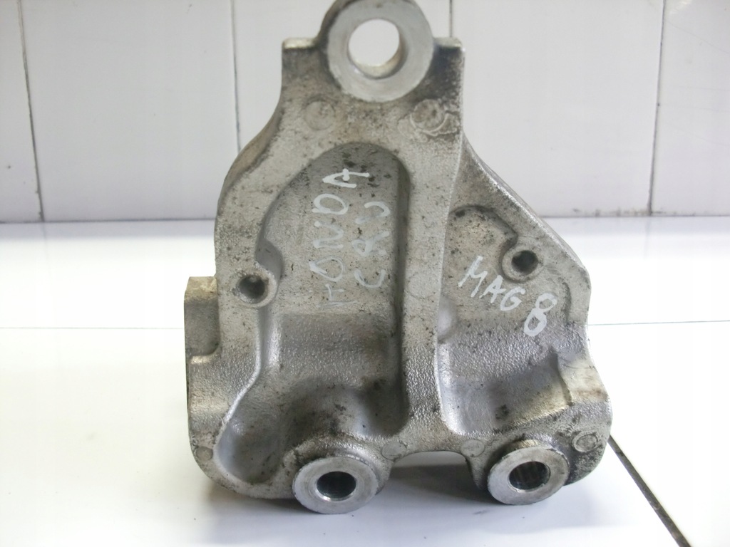 фото №1, Honda cr-v ii 2.0 i-vtec кронштейн коробки