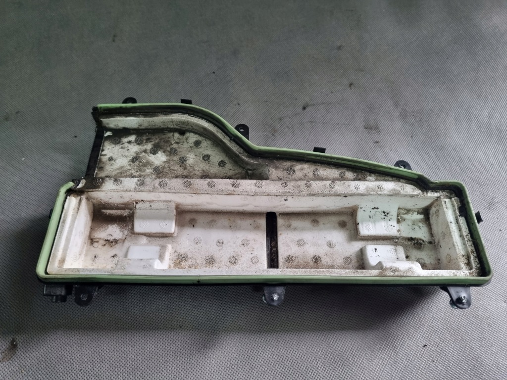 Корпус накладка обігрівача daf xf 106 рестайлінг  115140220 Доставка