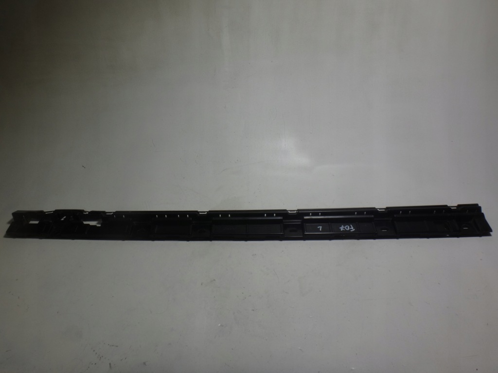 фото №1, Направляющая кронштейн порог левая левый bmw 5 gt f07