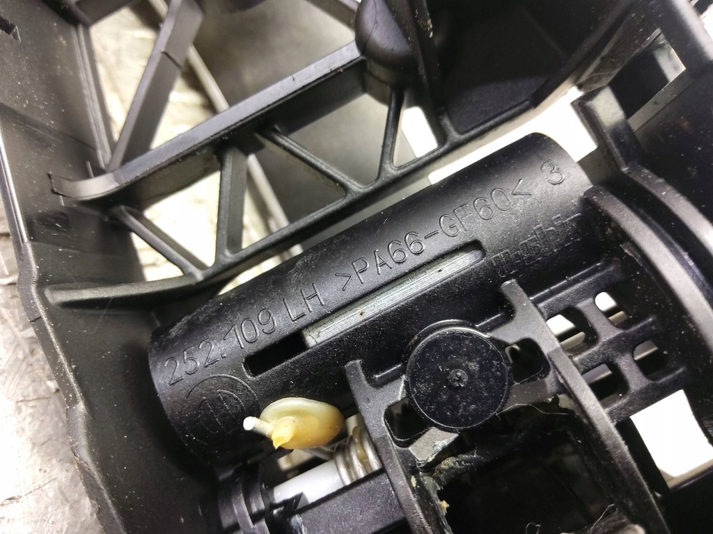 фото №8, Jeep renegade 2016 задня сторона ліва ручка зовнішня двері задніх