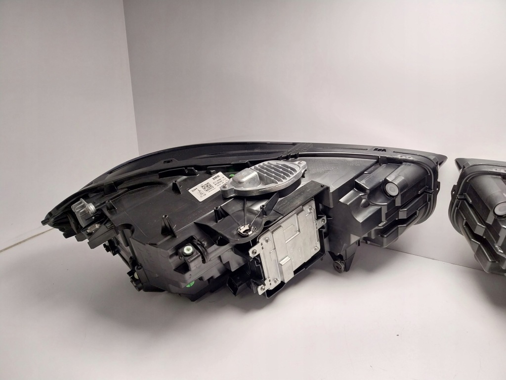 Bmw 1 f40 лампа led перед правая левая rhd uk nowa с Разборки