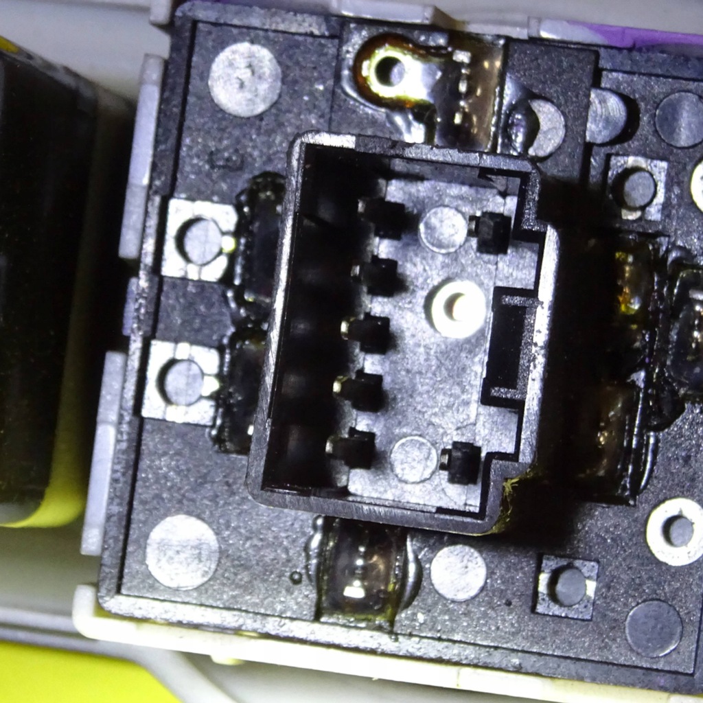 фото №6, Переключатель регулировки зеркал kia shuma 3410017m012 nr635