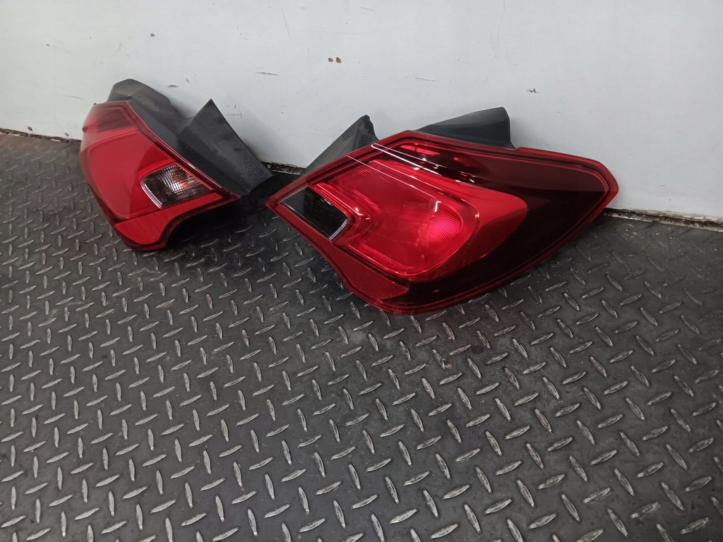 фото №11, Лампа левый i правый задняя opel corsa e 5d 13428447