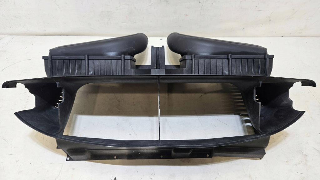 фото №16, Корпус фильтр воздуховод воздуха ferrari california f149