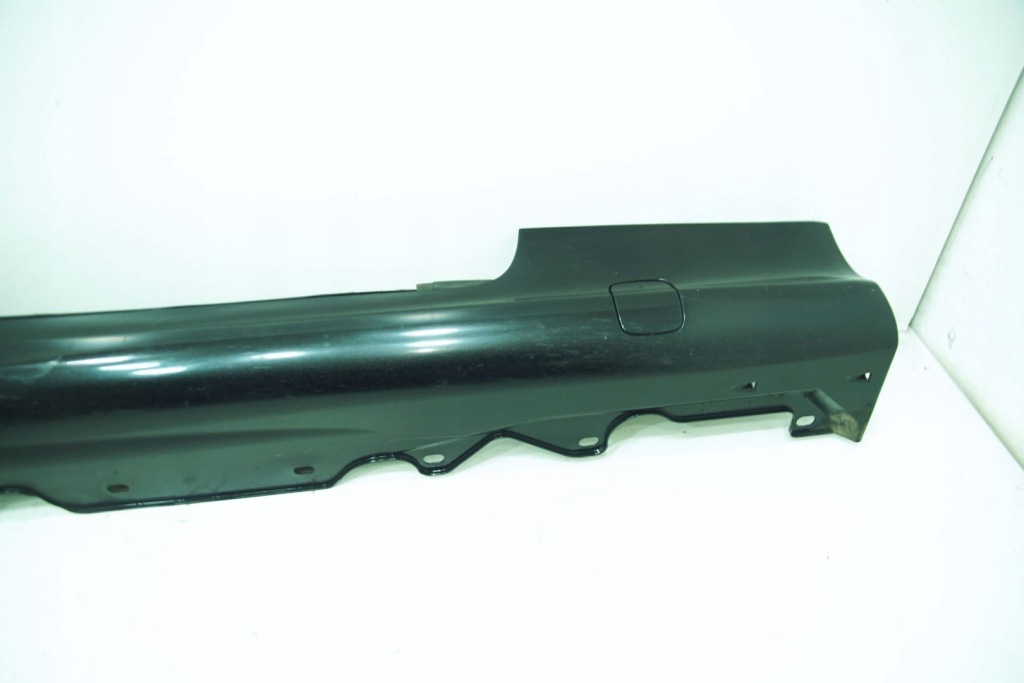 Молдинг порог правая a2306980254 цвет 197 mercedes sl r230 Доставка