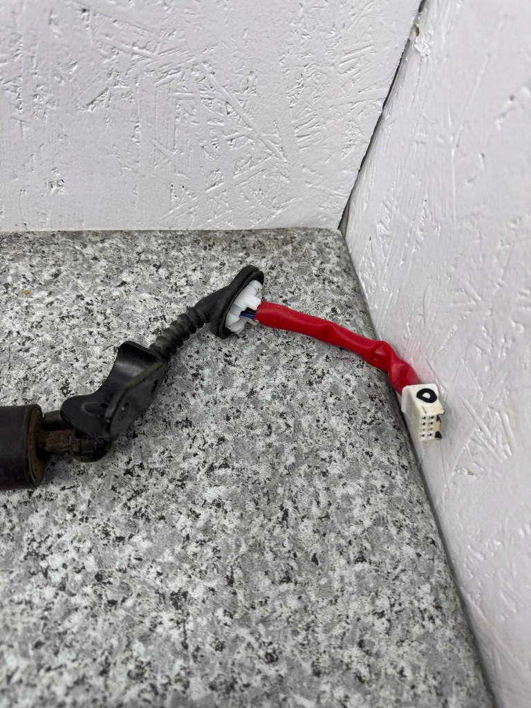 фото №10, Привод крышки багажника левый правый комплект mazda cx-5 cx5 ii 2017-2021