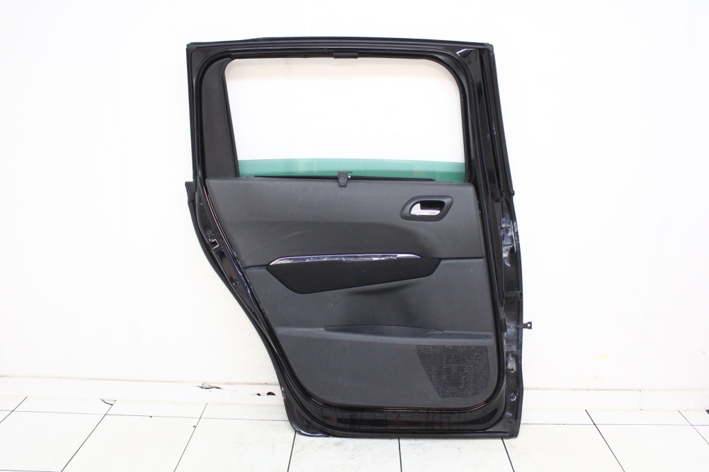 фото №7, Peugeot 5008 i 2009r- двері лівий задня ліва задні ktv ktvd - код лакофарбового покриття