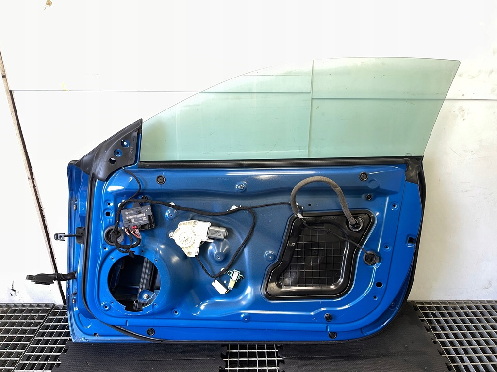 фото №16, Audi s5 a5 8t 3d coupe 07-16 дверь правое lz5f оригинал лак