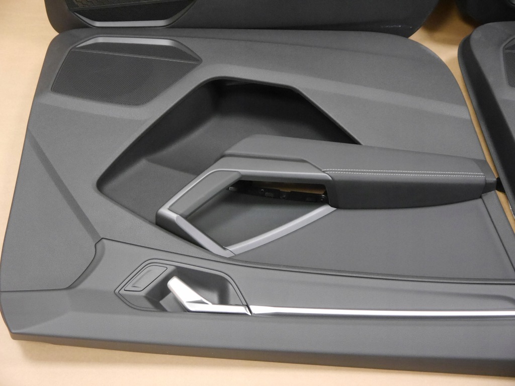 фото №13, Audi q3 83a сидіння шкіра оббивка s-line