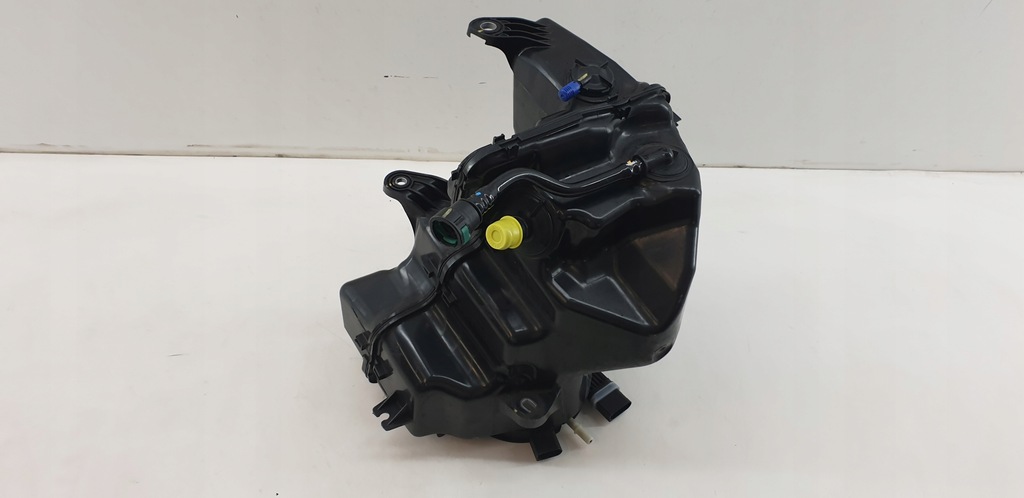 фото №10, Бак насос adblue vw caddy iii 3 2k0 lift 15-20 2k5131877c 5q0131969c