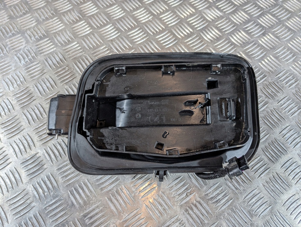 фото №14, Крышка защита разъём зарядки citroen e-berlingo 9835930680