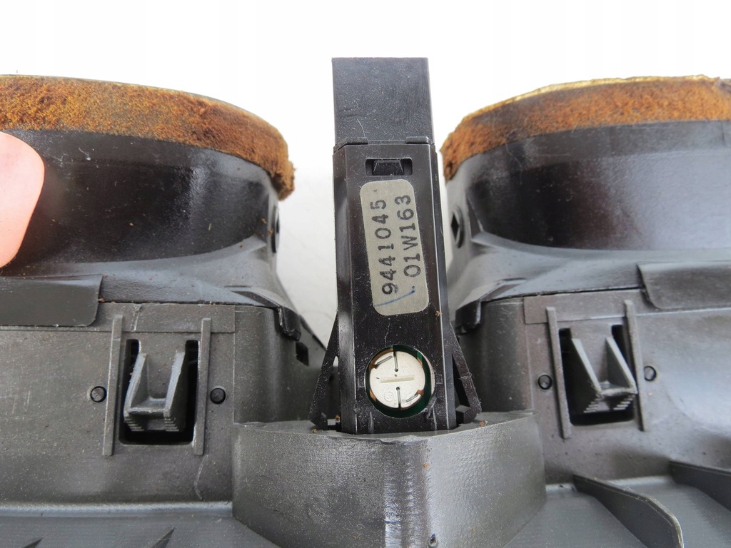 фото №12, Решётка средняя обдув volvo s60 i 2.4 b 140km r5 2001r 3409374