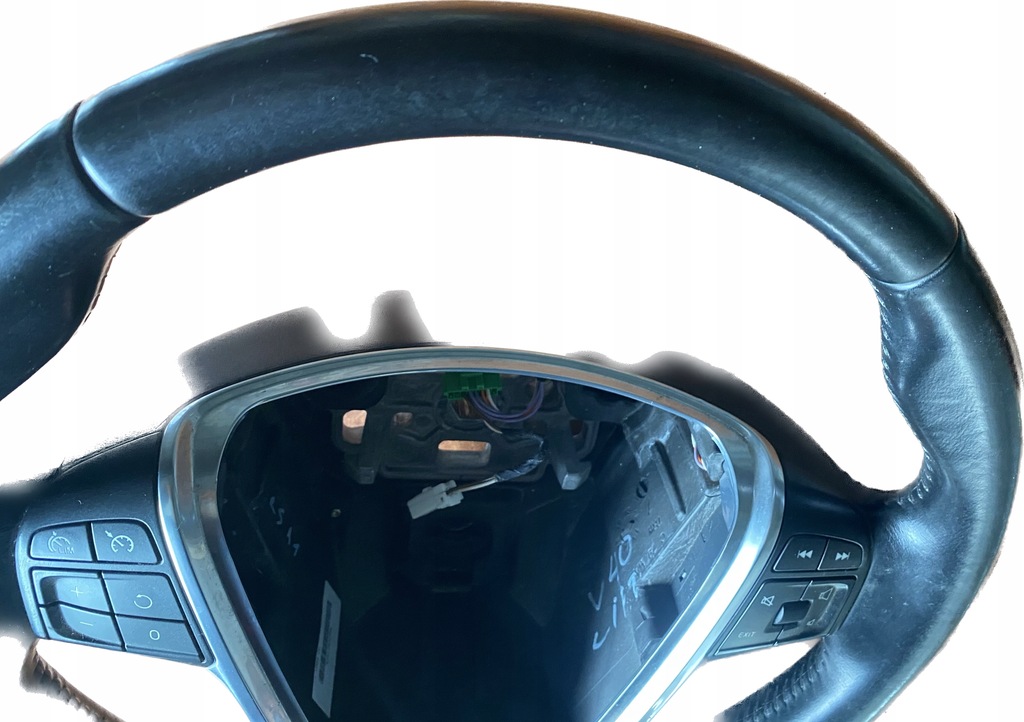 фото №4, Volvo v40 воздуховод многофункциональный