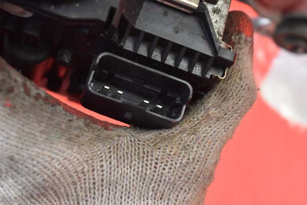 фото №13, Моторчик дворники правый перед 9671062380 peugeot 3008 1 i 09-13