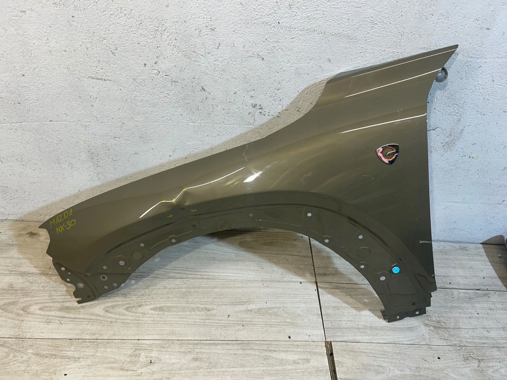 фото №1, Mazda mx-30 крыло левый передний