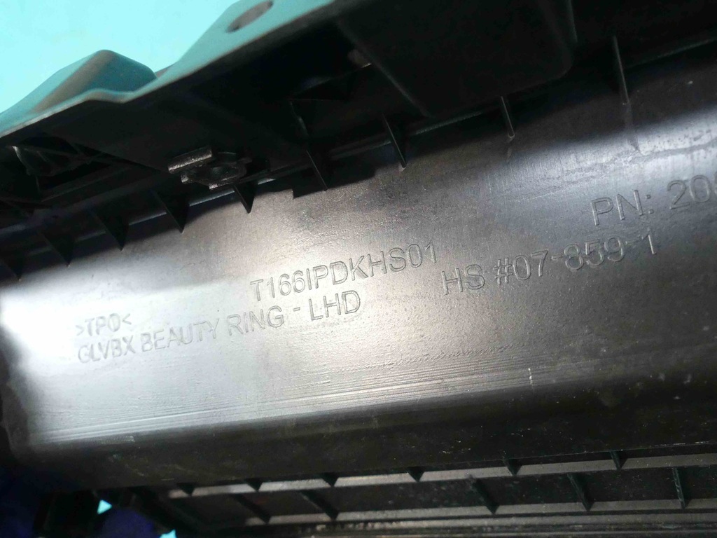 фото №11, Бардачок пасажира saab 94x 9-4x