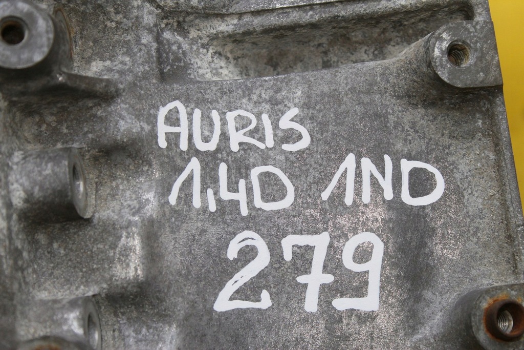 фото №12, Поддон масляная масла auris 1.4 d4d 1nd