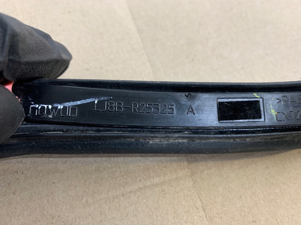 фото №14, Ford mustang mach-e rwd 21r прокладка двері лівий задня задня