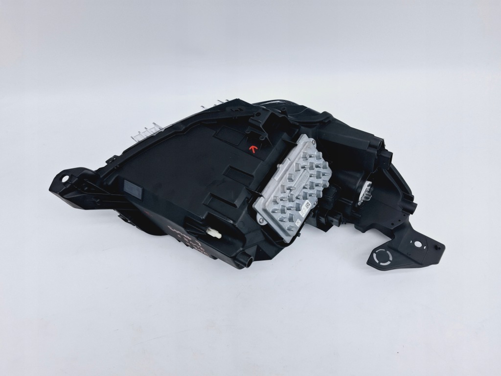 Фара левый перед левая передняя full led peugeot 208 2008 2 2019- #10009 Цена