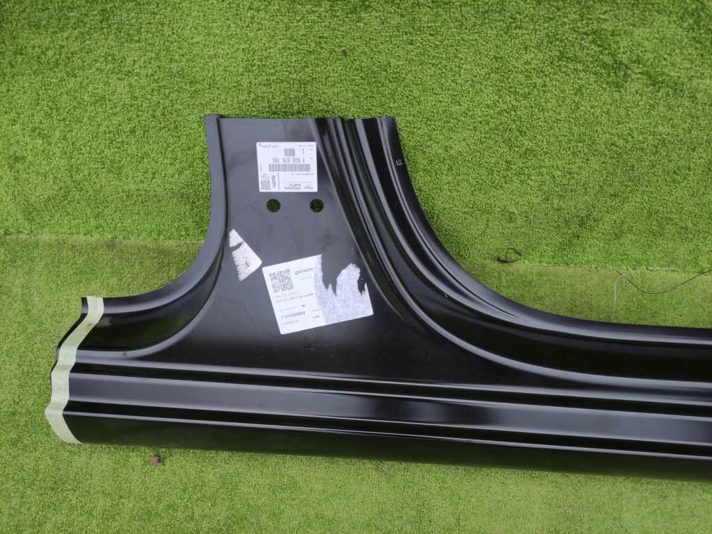 фото №4, Opel insignia b 17- обшивка блок двигуна поріг правий