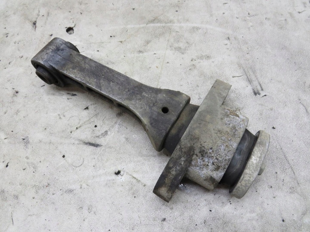 фото №1, Кронштейн подушка двигателя sportage iii 1.7 crdi