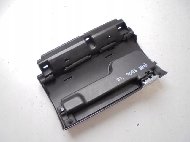 фото №4, Кришка бардачка панель приладів fiat 500l 2016 rok