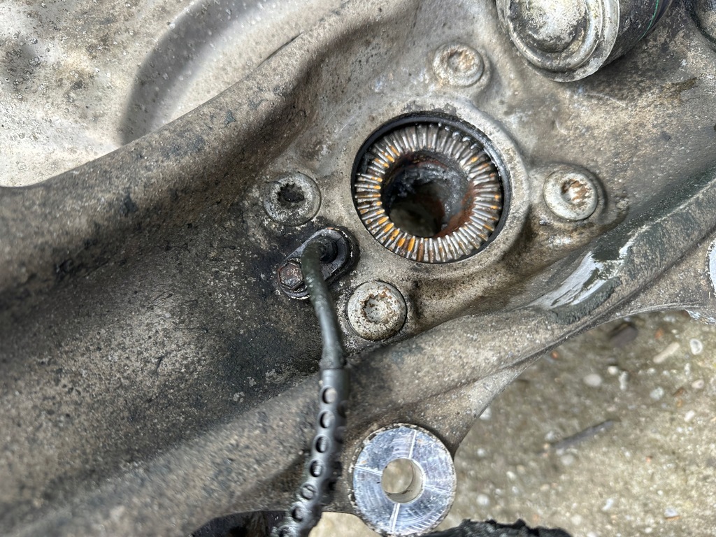 фото №7, Bmw 5 f10 f11 поворотный кулак правый перед xdrive рычаги