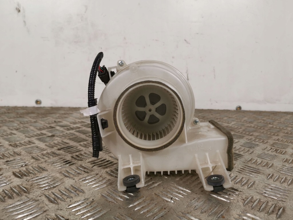 фото №1, 2016 lexus nx вентилятор акумулятора 1173006451