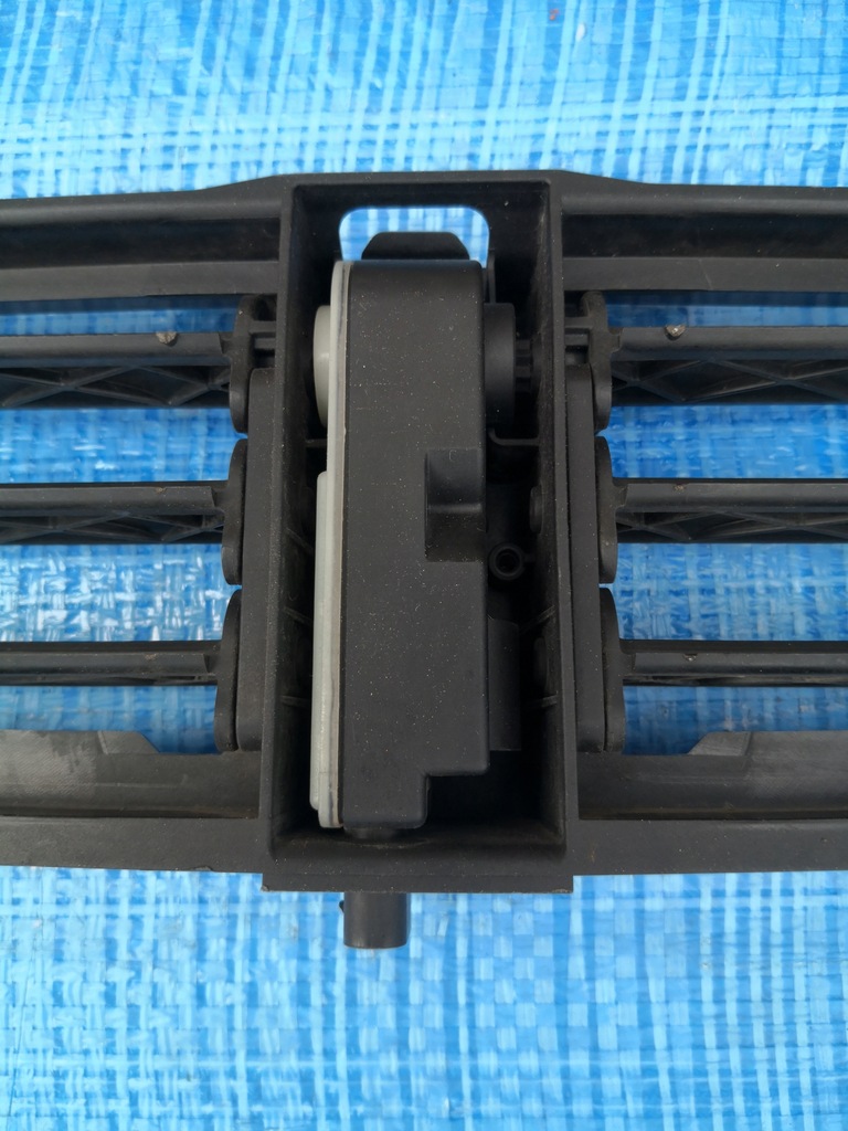 фото №9, Opel astra k v 15 впуск воздуха жалюзи 315671560