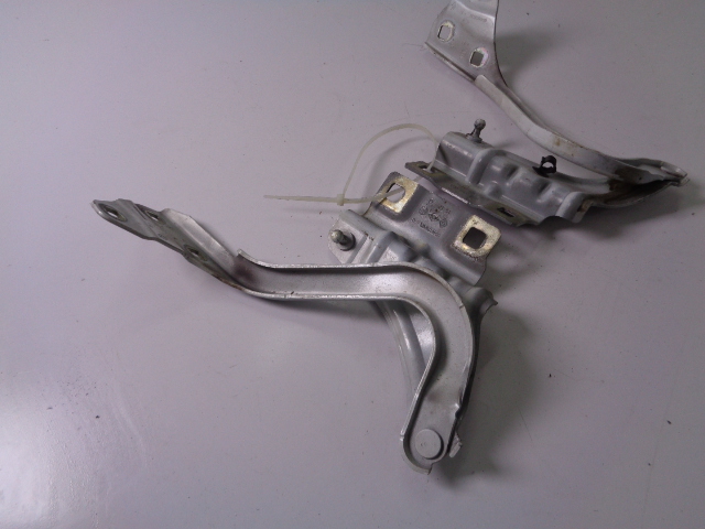 фото №2, Петлі капот renault megane iv hb 2017 rok teqnc