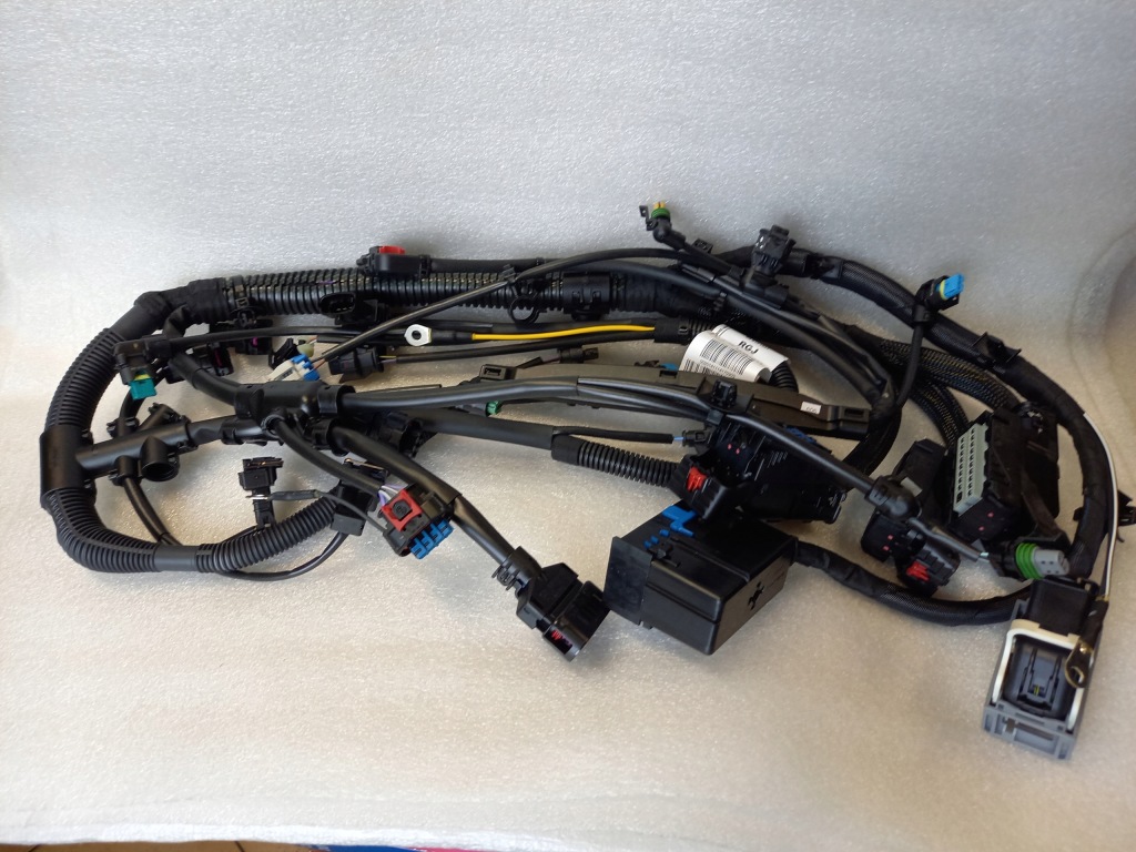 Купити Джгут трубопровід двигуна opel adam a12xel