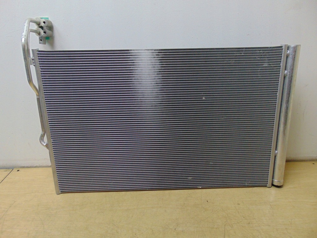 фото №7, Радіатор кондиціонера vw touareg 7p0820411b