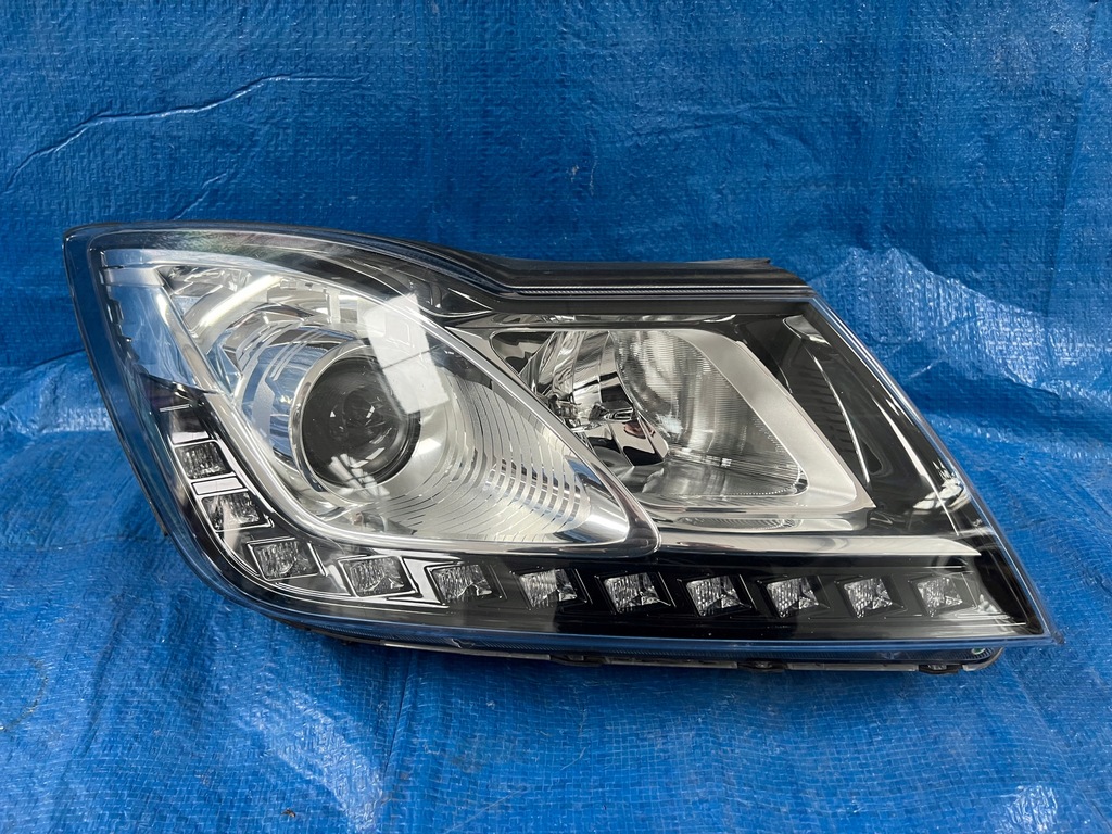 фото №1, Ssangyong korando lift 17- права лампа ксенон