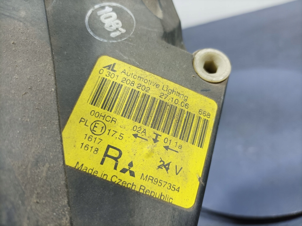 фото №6, Mitsubishi colt mk6 z30 фара лампа перед правый eu mr957354