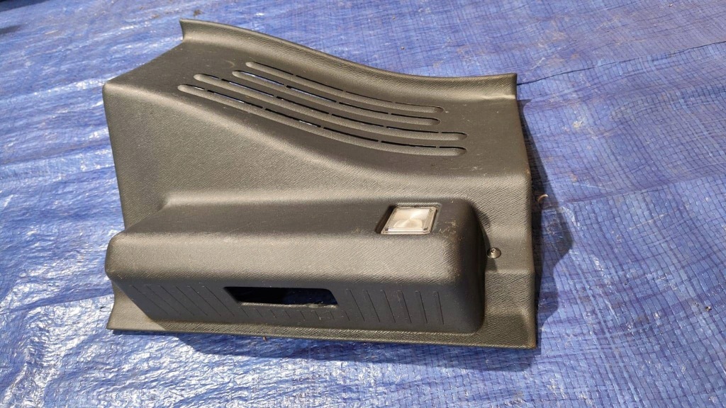 Купить Накладка поперечина заднего замка багажника renault wind