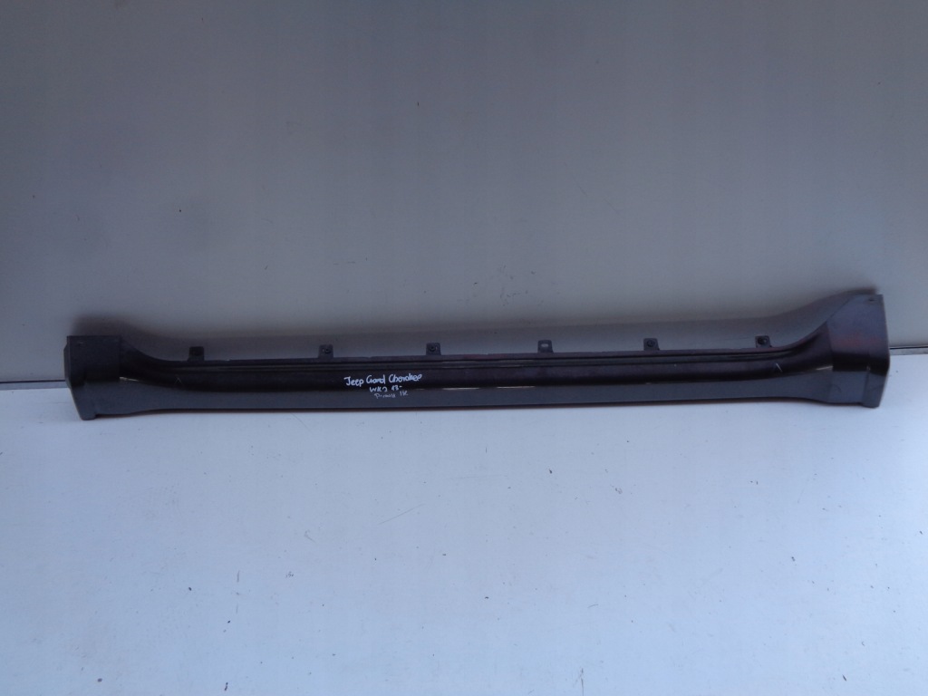 Купить Молдинг порог порог правый  jeep grand cherokee 13-