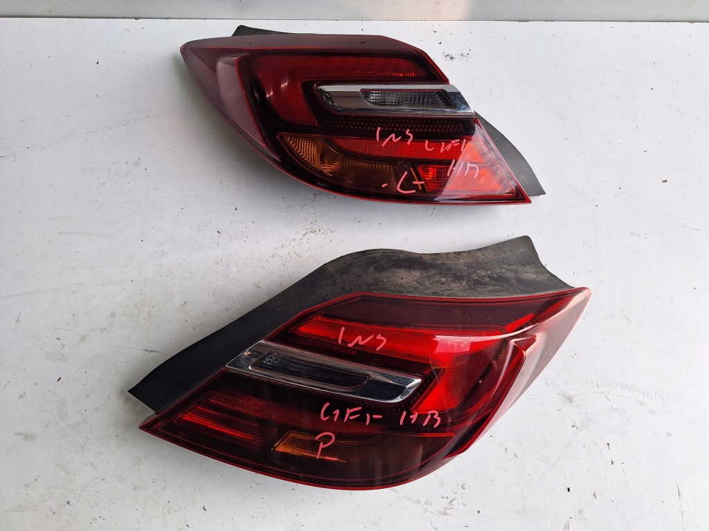 Купить Opel insignia a hb рестайлинг  13-17 фара правый  задний  led uk