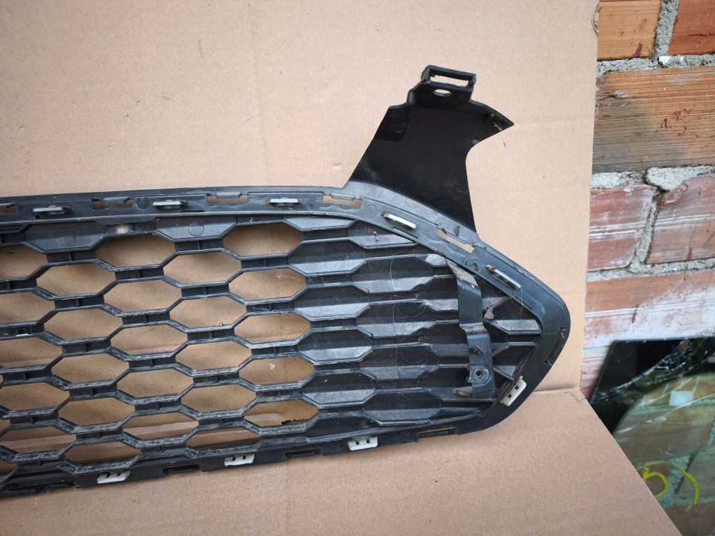 фото №9, Ford mondeo mk5 2.0 tdci решітка радіатора решітка радіатора бампера передній бампер перед