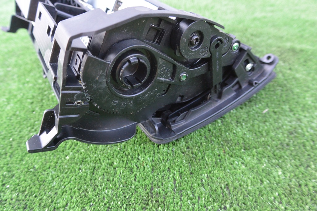 фото №8, Дисплей экран навигации радио mercedes w204