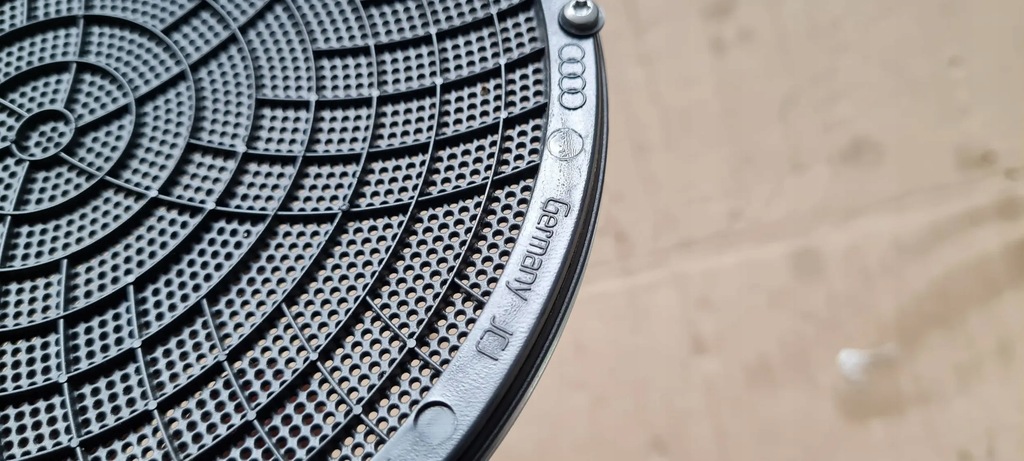 фото №8, Q5 8r накладка динаміка права правий перед bangolufsen 1715855
