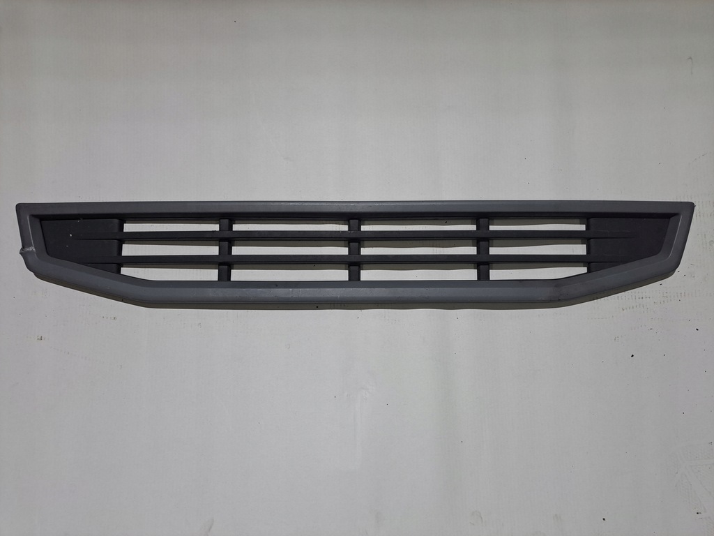 фото №1, Решётка радиатора подножка лавка решётка нижняя volvo fh 4