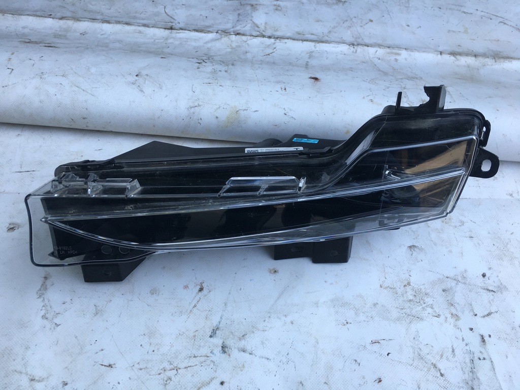 фото №1, Противотуманная фара левый 1624797-00-a tesla 3 lift