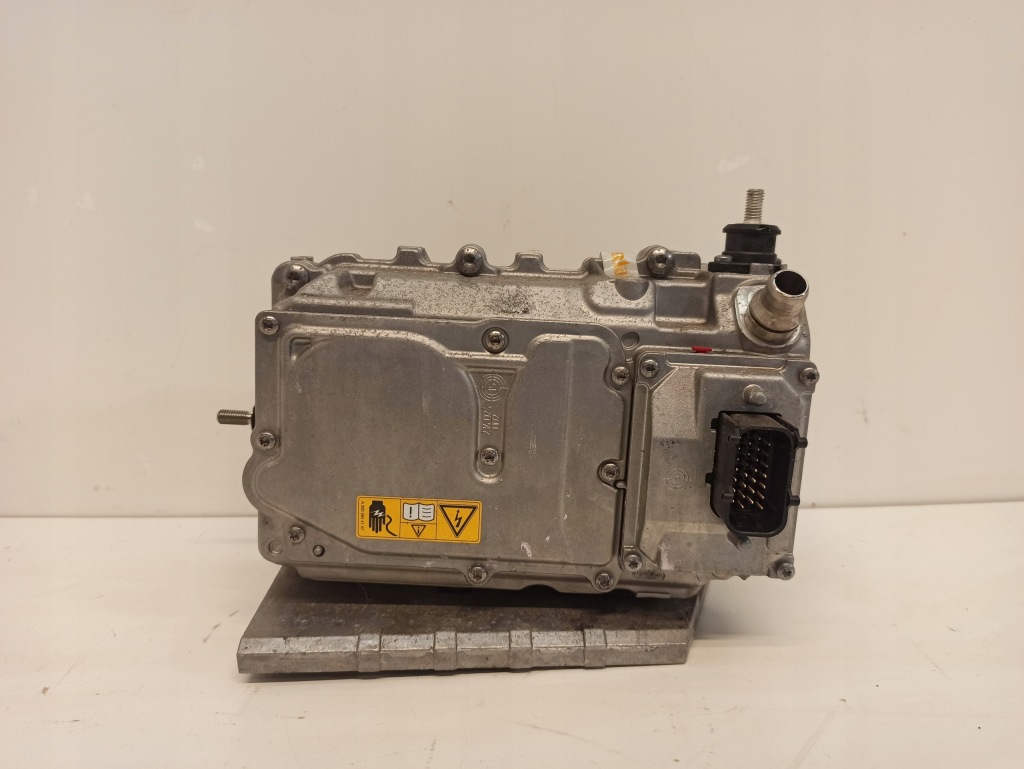 фото №1, Mercedes w205 інвертор акумулятор a2059006515