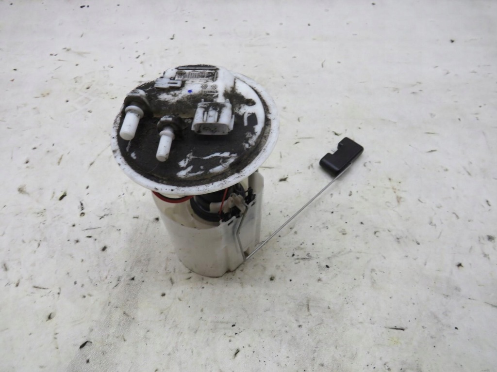 фото №1, Насос топлива 1.6 cdi scenic iii 172028171r