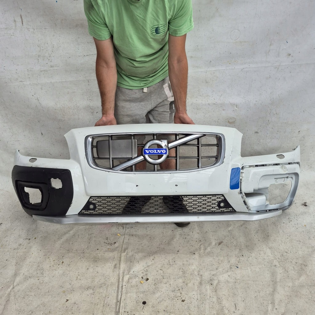 фото №1, Volvo xc70 ii 07- бампер перед передний pdc spr 30678678