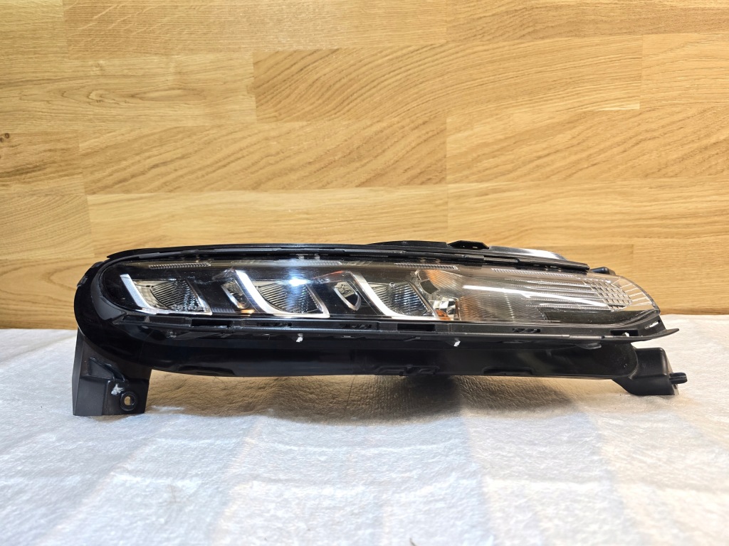 фото №1, Лампа перед led правая левая citroen c3 iii aircross 9843218980 9843218880